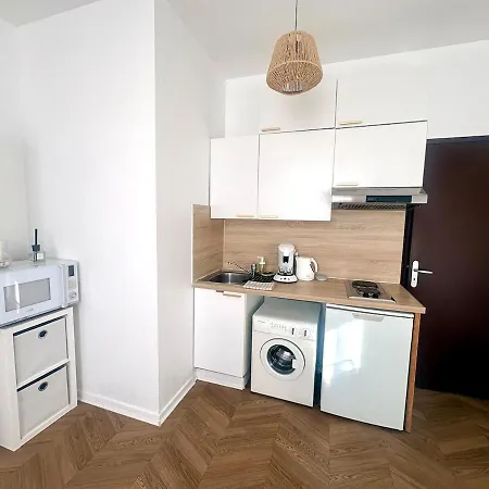 Lumineux, Cosy Et Calme - Apartment Nizza